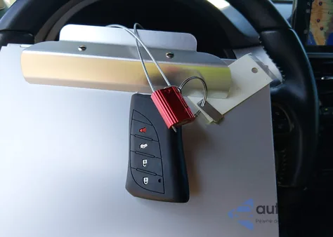 2022 Lexus Gx 460 z USA, uszkodzony, nr VIN JTJKM7BX2N5317950